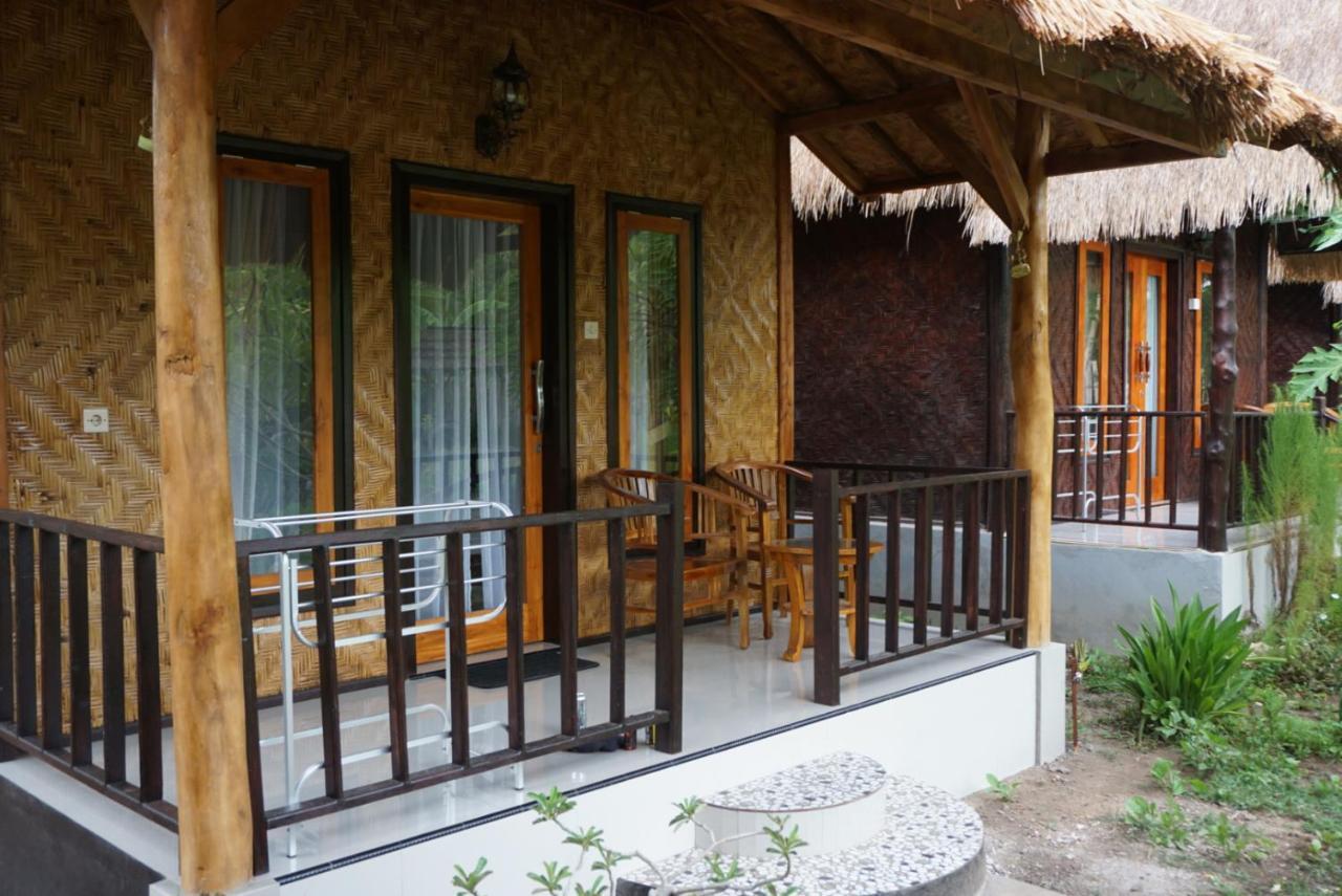 Kubu Artha Bungalow Nusa Penida Ped Kültér fotó